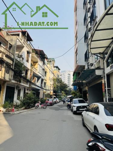 Siêu Phẩm Building Văn Phòng Hai Bà Trưng 85M2 8T Thang Máy MT 7M Giá 45 Tỷ.