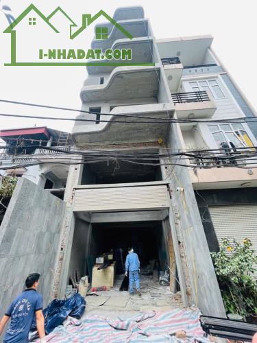 HIẾM! NHÀ ĐẸP 6 TẦNG - GARA 4 Ô TÔ - THANG MÁY -FULL NỘI THẤT HIỆN ĐẠI - 3