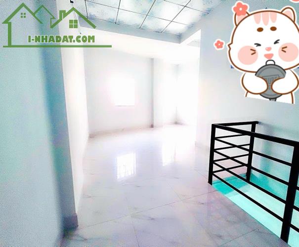 Nhà Đẹp 2 Mặt Tiền 100m2 Phường. Thống Nhất, BH. Ngay khu biệt thự Văn Hoa Villas. chỉ 4,3 - 2