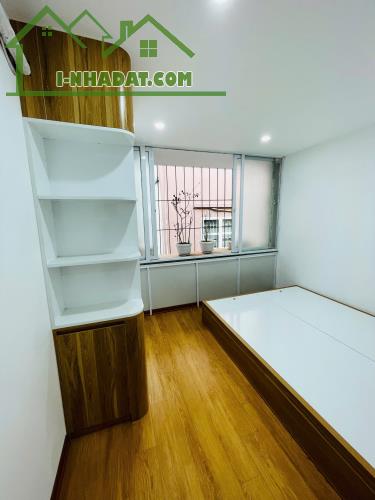 Bán nhà Tập Thể Kim Ngưu, 90m2, 2 tầng , 3 ngủ, full đồ ở luôn, 3.1 tỷ . HIẾM.          + - 2