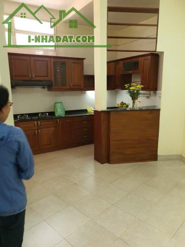 Bán nhà mặt tiền Nguyễn Tri Phương Quận 5, 4,5x 15m 6 tầng chỉ nhỉnh 16 tỷ - 3