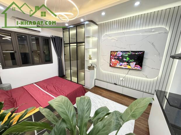 BÁN CCMN PHỐ KHÂM THIÊN 40M, ÔTÔ 10M, 9PKK FULL ĐỒ, PCCC ĐẦY ĐỦ, DT 600T, 8 TỶ 7
