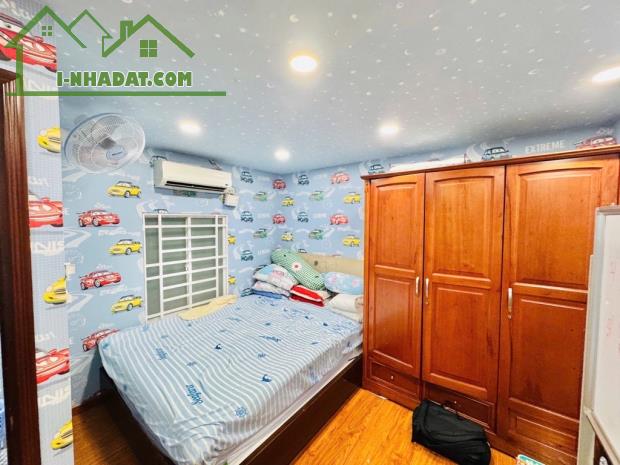 🔥 NHÀ ĐẸP SÁT QUẬN 10 – 1 ĐỜI CHỦ CẦN BÁN GẤP, GIÁ TỐT  Cơ hội sở hữu nhà đẹp ngay - 1
