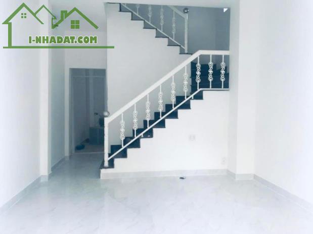 NHÀ GIÁ RẺ: CẠNH CHỢ TÂN MỸ.TRUNG TÂM Q 7.DT:60 M2. 2 TẦNG. 3 PN.GIÁ CHỈ 5.8 TỶ. - 1