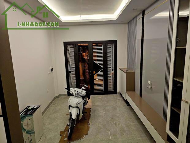Nhà phố Dương Quảng hàm DT 34m, 5 T, 9,5 tỷ càu giấy. - 2