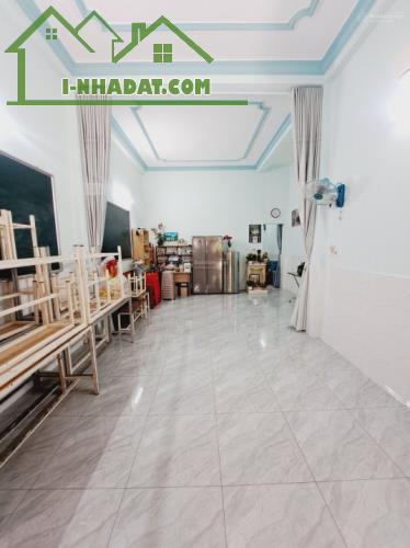 HXH vào nhà Nguyễn Cửu Đàm 60m2 Tân Sơn Nhì giáp Nguyễn Quý Anh, chỉ 6 tỉx - 3