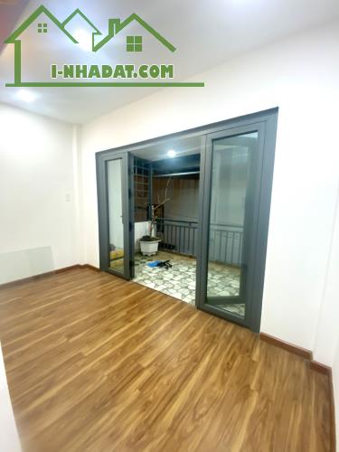 Bán nhà 46m2, đường LÊ VĂN KHƯƠNG, Quận 12, 2 tầng, 2 PN, giá 2 tỷ 750 còn thương lượng. - 3