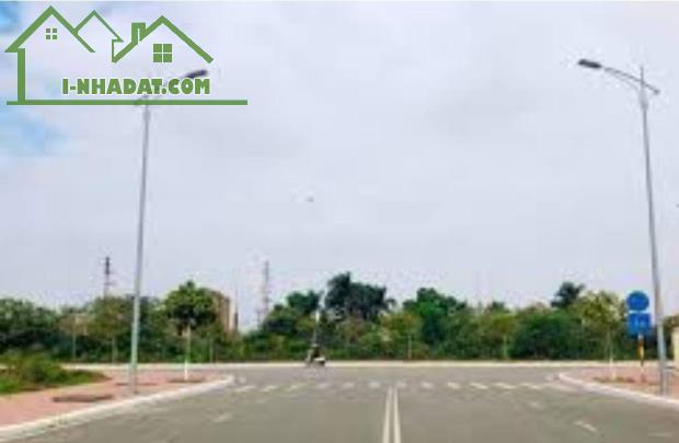 Cần bán gấp lô đất Do Nha, Tân Tiến, An Dương .2,15tỷ. 100 m2.