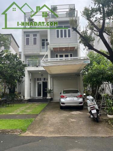 BIỆT THỰ SÂN VƯỜN VILLA PARK DT322M NGAY VÒNG XOAY LIÊN PHƯỜNG,GIÁ CHÀO 43TỶ TL,QUẬN 9.