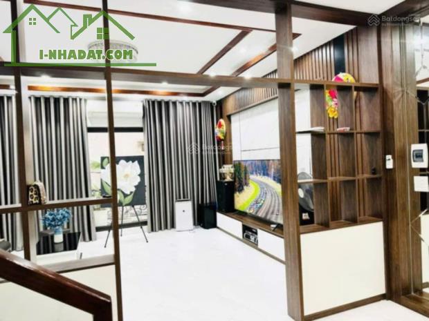 Bán nhà 5 tầng, 55m², 4PN, ngõ Trương Định, Hoàng Mai, 9.8 tỷ - 4