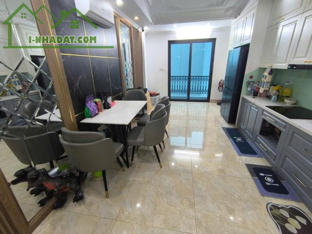 Bán nhà khu Phúc Đồng 40m 6 tầng MT 3.6 Giá 11.9 Tỷ Long Biên - 3