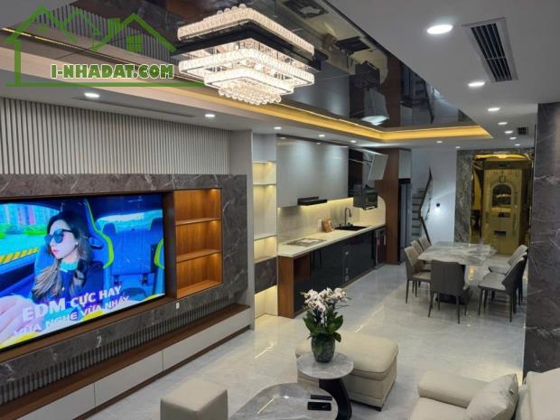 Bán nhà Phố Trạm Long Biên, 60m2, mặt tiền hơn 4m, 8 tầng thang máy full nội thất. - 5