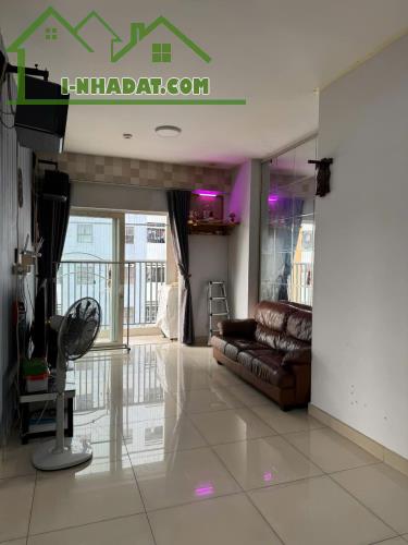 CHO THUÊ CĂN HỘ CAO CẤP FULL NỘI THẤT WIFI SẴN, TIVI ĐỦ KÊNH TRUYỀN HÌNH