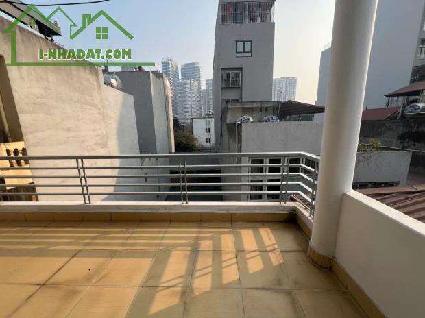 Bán nhà Mỹ Đình, ô tô đỗ ngay cửa, 32m2, MT 12m, 2 mặt thoáng