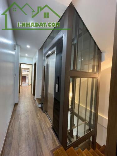 NHÀ MỚI HAI BÀ TRƯNG 5 TẦNG THANG MÁY - HAI MẶT NGÕ - PHÂN LÔ Ô BÀN CỜ - 20M RA PHỐ GIÁ NH - 1
