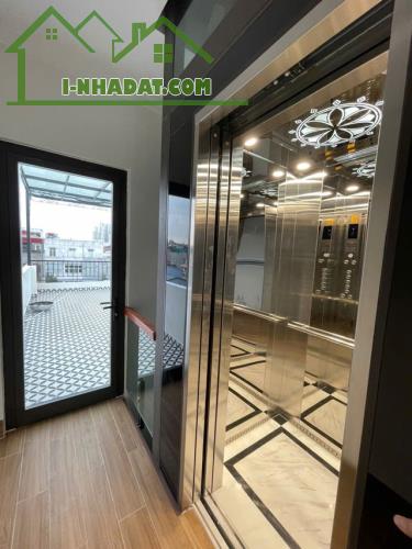 NHÀ MỚI HAI BÀ TRƯNG 5 TẦNG THANG MÁY - HAI MẶT NGÕ - PHÂN LÔ Ô BÀN CỜ - 20M RA PHỐ GIÁ NH - 2