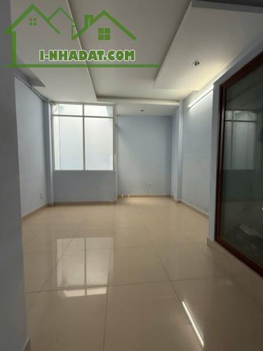 BÁN NHÀ HXH Đường Số 12, BHH, Bình Tân 3 tầng 64m2(4x16). Nhà đẹp ở ngay. Giá chỉ 5,7 tỷ. - 1