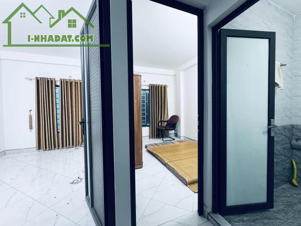 B.á.n nhà Đông Ngạc giá chỉ 5,x tỷ - ngõ rộng siêu thoáng