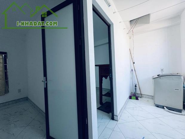B.á.n nhà Đông Ngạc giá chỉ 5,x tỷ - ngõ rộng siêu thoáng - 3