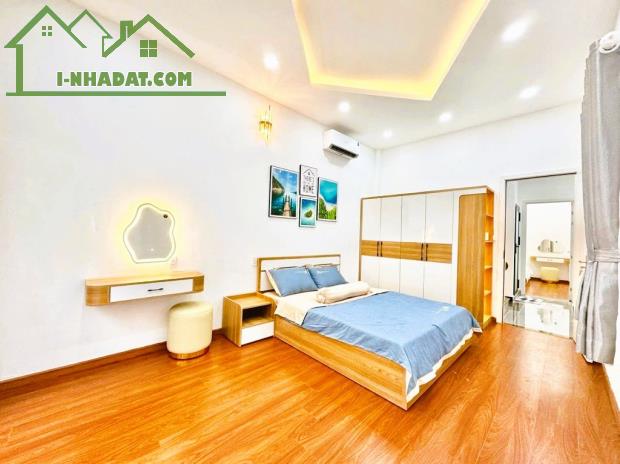 SIÊU PHẨM 3 TẦNG FULL NỘI THẤT, DT 45 M2, Ô TÔ ĐẬU CỔNG, GẦN CHỢ PHAN VĂN TRỊ, BÌNH THẠNH. - 3