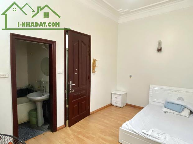 Nhà mình còn 1 căn mặt đường phố Mai Hắc Đế cách Vincom Bà Triệu 200m diện tích 20m2 - 2