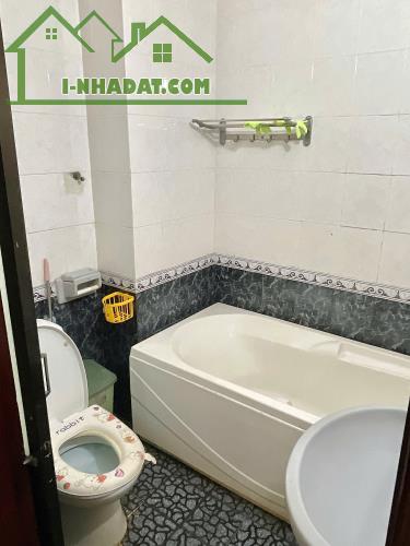 Nhà mình còn 1 căn mặt đường phố Mai Hắc Đế cách Vincom Bà Triệu 200m diện tích 20m2 - 4