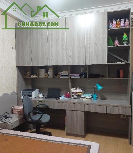 BÁN NHÀ 4 TẦNG PHỐ SÀI ĐỒNG – PHÂN LÔ, Ô TÔ TRÁNH – GIÁ 7 TỶ  Diện tích: 40m² | Giá: 7 Tỷ - 2