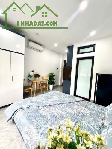Bán nhà dòng tiền 160tr/tháng, 8 tầng x 120m, 1 nhà ra phố Nguyễn Lương Bằng, Đống Đa, 28 - 4