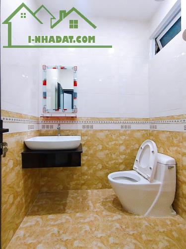 Chỉ 2 triệu 5 Phòng trọ 27m2 Nguyễn Duy Trinh gần ĐH Tài Chính - 1