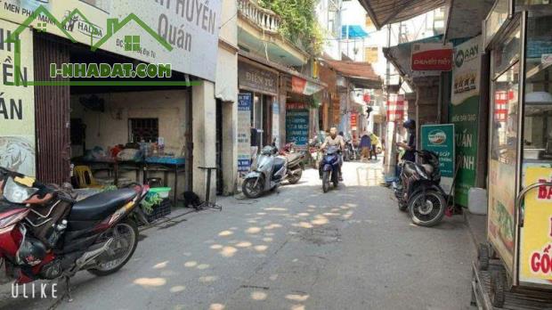 BÁN NHÀ CẤP 4 – CÁCH PHỐ ĐẠI TỪ 10M – HOÀNG MAI – KINH DOANH SẦM UẤT - 1