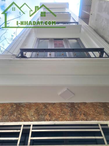 TRUNG TÂM HUYỆN THANH TRÌ 50M x 5 TẦNG GIÁ CHỈ 4,6 TỶ