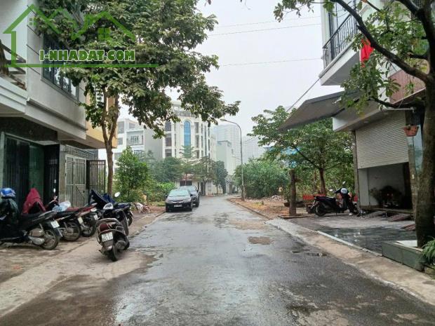 DẤT DỊCH VỤ HÒA BÌNH YÊN NGHĨA, 54M, MT4,3M, GIÁ 9,8 TỶ - 2