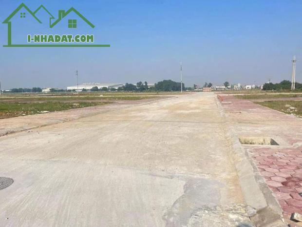Đất đẹp- giá tốt cần bán nhanh lô đất đẹp vị trí tại huyện Mê Linh, TP Hà Nội