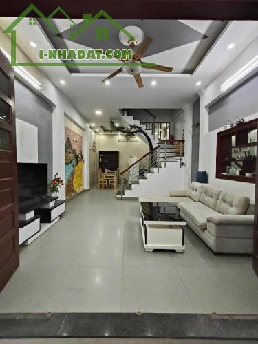 BÁN NHÀ TRƯỜNG CHINH – ĐỐNG ĐA, LÔ GÓC, 4 TẦNG 50M2 NHÀ ĐẸP, NGÕ THÔNG PHỐ TAM KHƯƠNG.
