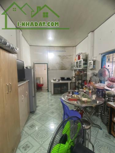 Chính Chủ Bán Nhanh Lô Đất Tặng Nhà Cấp 4 Tại Phùng Hưng, Phường Phước Long, TP Nha - 3