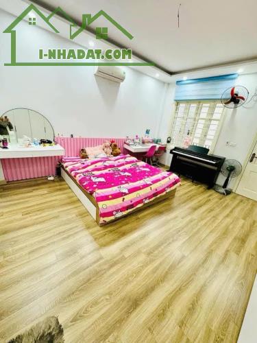 Bán nhà ngã tư Xuân Thuỷ Hồ Tùng Mậu 45m2 Ô tô đỗ cửa Full nội thất nhá 8.35 tỷ. - 4