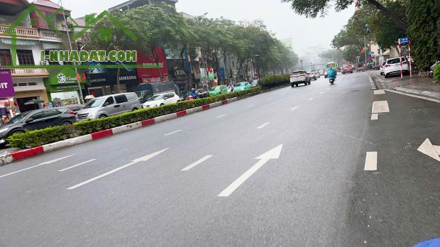 ĐẲNG CẤP KHÁC BIỆT NHÀ MỚI KOONG NGUYỄN VĂN CỪ 45M, 7T, MT4M, THANG MÁY, GARA, Ô TÔ TRÁNH.