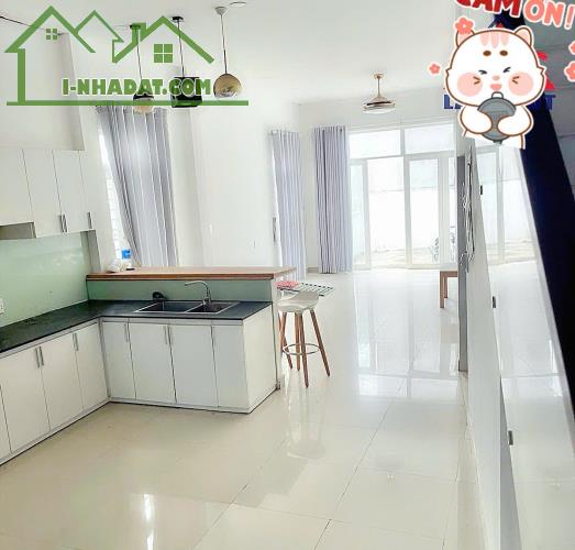 Nhà Lầu góc 2 MT P. Thống Nhất, BH. 81m2, Gần Khu Văn Hoa ViLLas. Giá chỉ 3,6tỷ TL - 4