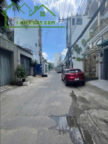 Khu VIP Bàu Cát, 32m2, 4 Tầng BTCT, 10m ra hẻm xe hơi, Nhỉnh 3 Tỷ