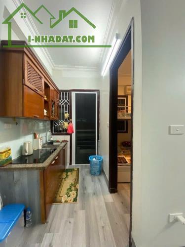 Cho Thuê nhà nguyên căn, ngõ ô tô, KD  Phạm Tuấn Tài, Cầu Giấy 45m x 6T giá 20 triệu - 2