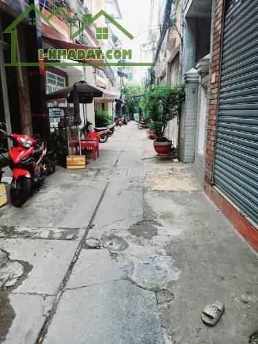 Hàng Xóm Q10, 32m2, hẻm 4m thông, Nhỉnh 3 Tỷ - 2