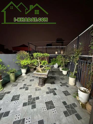 Mặt phố OTO TRÁNH Hoàng Mai 6 tầng thang máy chỉ hơn 8 tỷ - Cực hiếm - 2