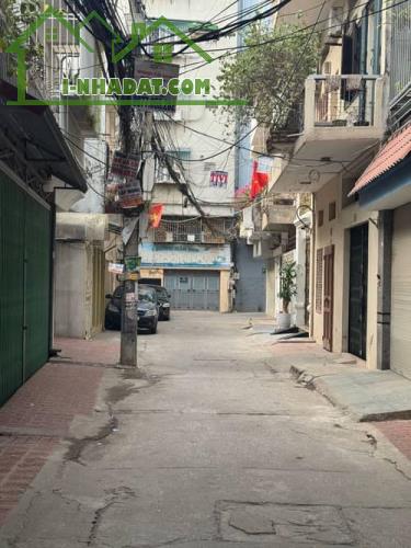 "Bán nhà phố Kim Ngưu, Hai Bà Trưng 65m, 4 tầng, Giá: 17 tỷ. LH: 0937158386 - 4