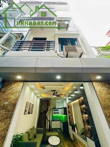 Ngõ 622 Minh Khai 30m2 5 tầng . Giá 5,95 tỷ