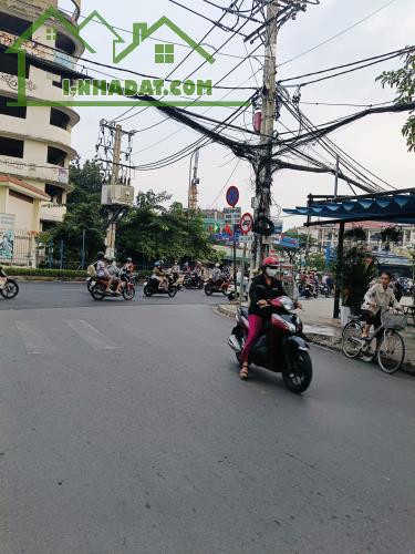 BÁN NHÀ HẺM 1 SẸC TÂN CHÁNH HIỆP - Quận 12.  👉gần CV phần mềm Quang Trung. 🏘️ 138m2🏘️Ng