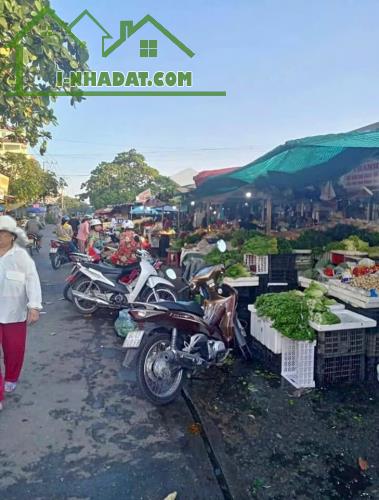 CẦN TIỀN DUY TRÌ QUÁN ĂN BÁN NHANH 1680M2 ĐẤT. GIÁ 190TR SÁT BÊN CHỢ, TRƯỜNG DÂN CƯ ĐÔNG - 2