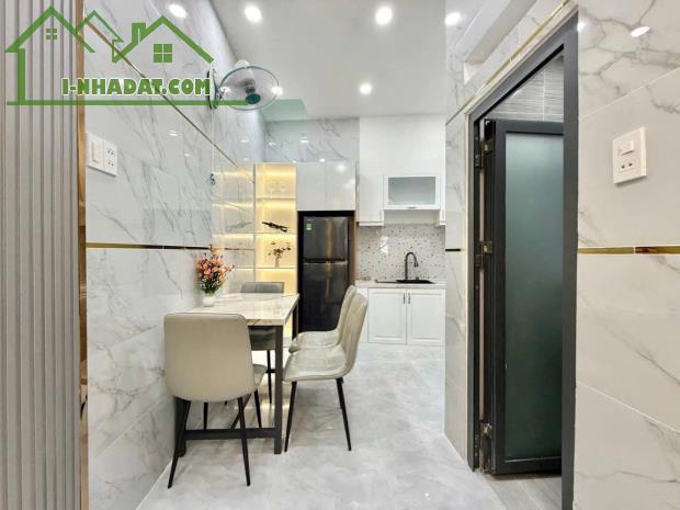 Bán Nhà 1 trệt 1 lầu nội thất cao cấp - đường huỳnh bá chánh - Giá 1 tỷ 390 ! - 2