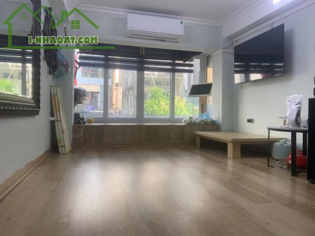 Bán nhà mặt phố Thụy Khuê, view hồ Tây cực đỉnh, 28m2, 6 tầng, nhỉnh 13 tỷ - 2