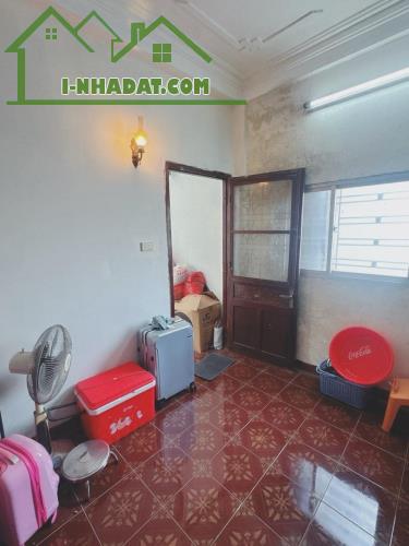 Bán nhà phố Yên Lạc, Hai Bà Trưng 39m, 4 tầng. Giá: 12.5 tỷ. LH: 0937158386