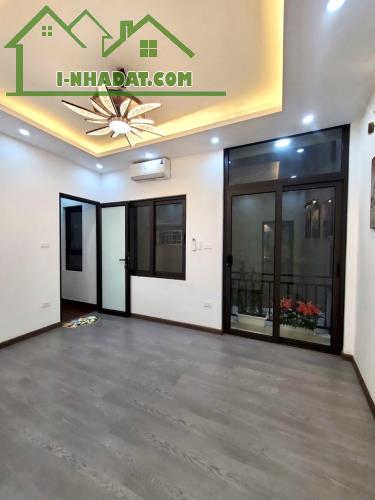 💥💥💥2 NHÀ RA MẶT PHỐ - ĐẸP XINH LUNG LINH - BÁN NHÀ LÒ ĐÚC ĐẦY ĐỦ NỘI THẤT - NHỈNH 6TỶ - 3